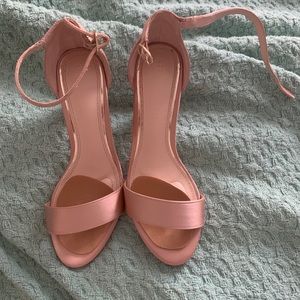 Kelly and Katie Kaini Sandal